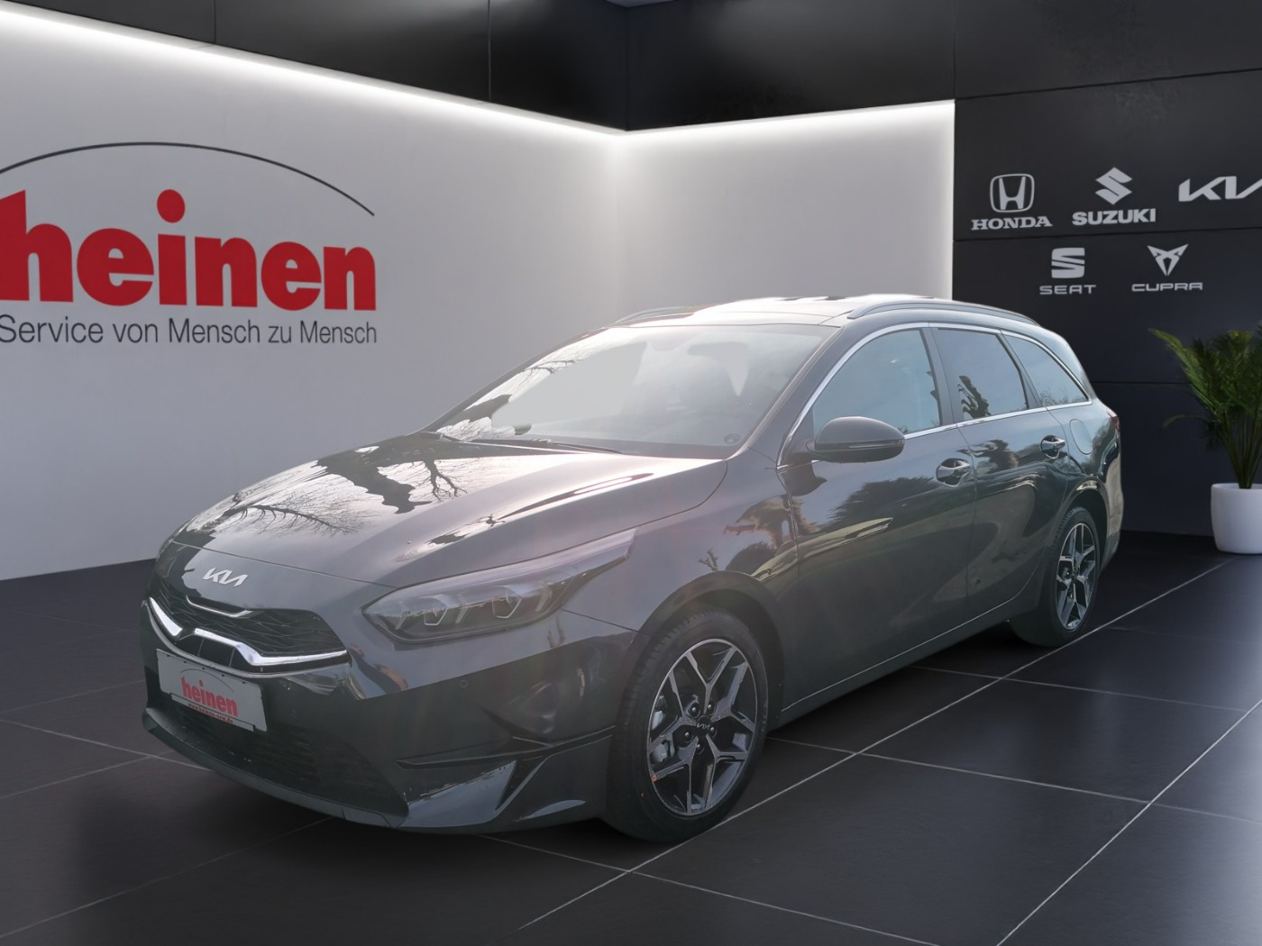 ceed SW 1.5 PLATINUM NAVI LEDER GLASDACH CONNECT