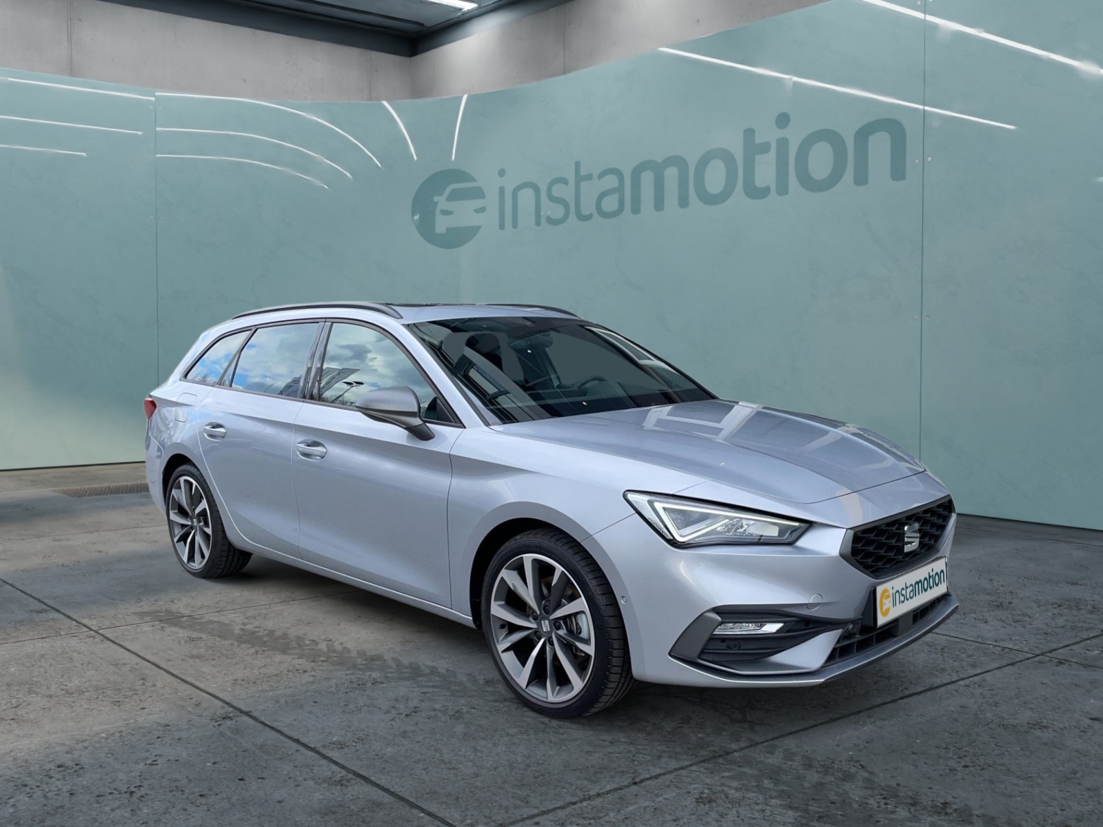 Leon Sportstourer 2.0 TDI DSG FR | PANO | NAVI |