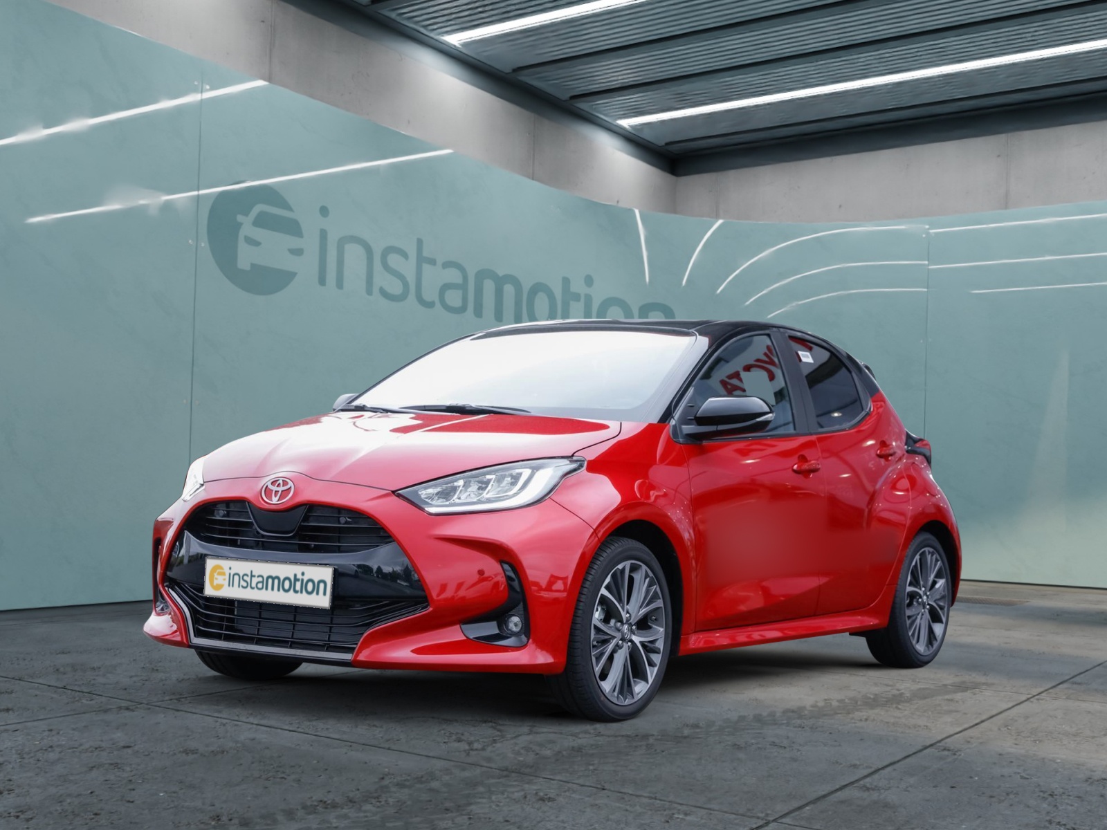 Toyota Yaris 1.5 Style Plus Hybrid