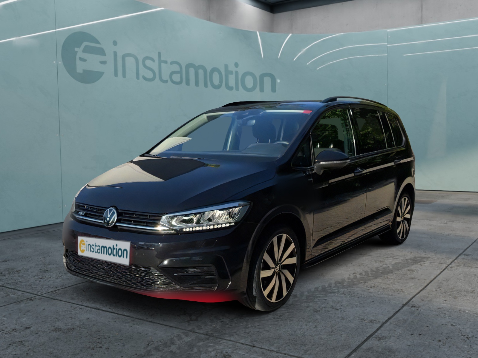 Touran 2.0 TDI DSG Highline R-Line BLACK STYLE KAMERA ALU18