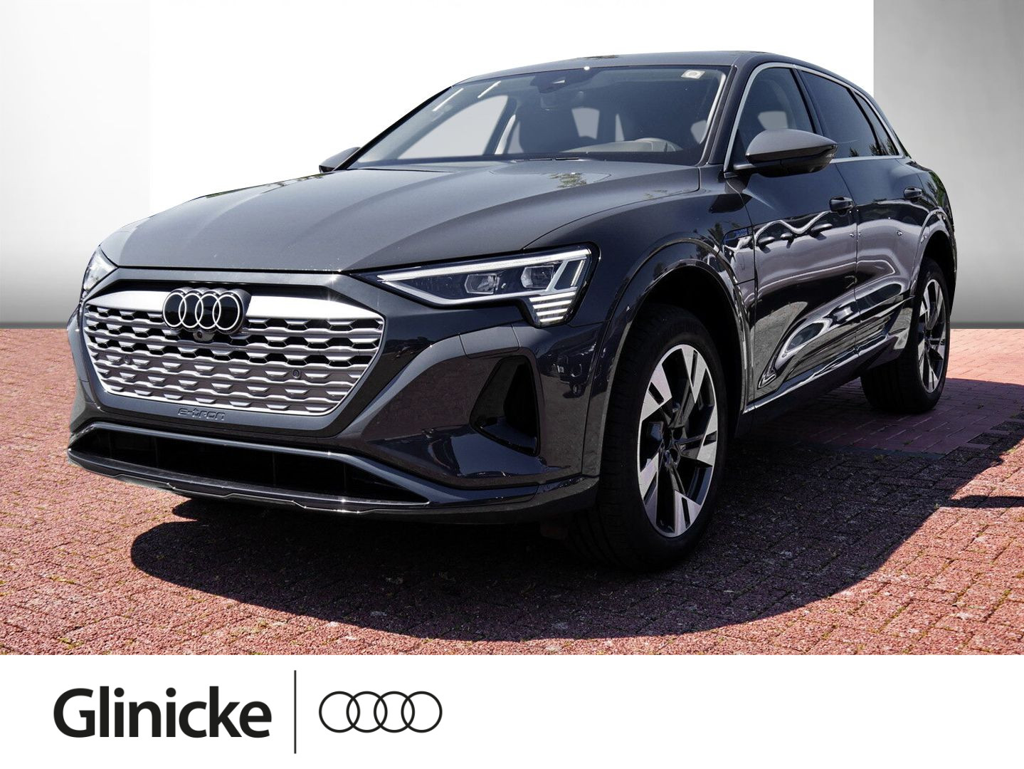 Q8 advanced 55 e-tron quattro 300 kW