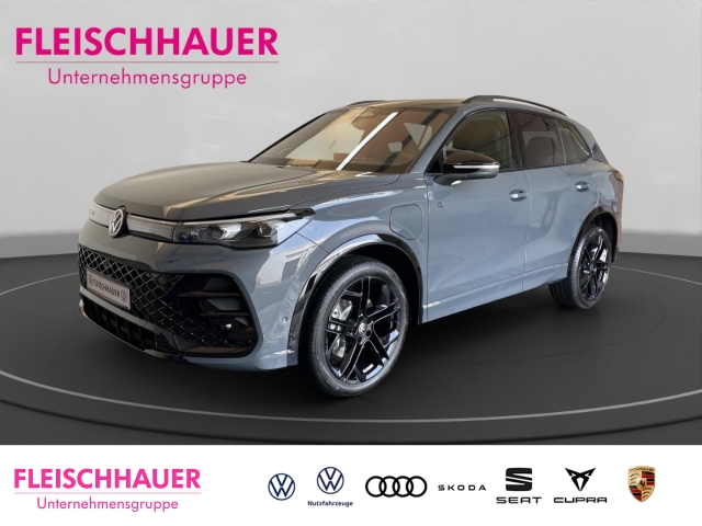 Tiguan 1.5 TSI R-Line eHybrid Sportpaket AHK-klappbar El. Panodach Navi LED AHK