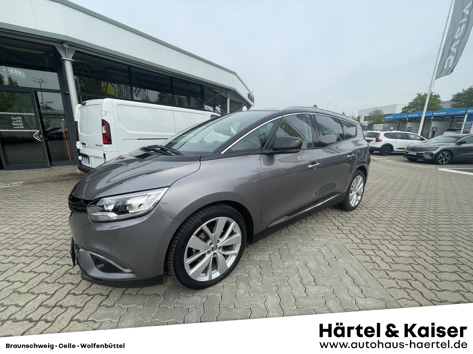 Renault Grand Scenic LIMITED Deluxe TCe 140