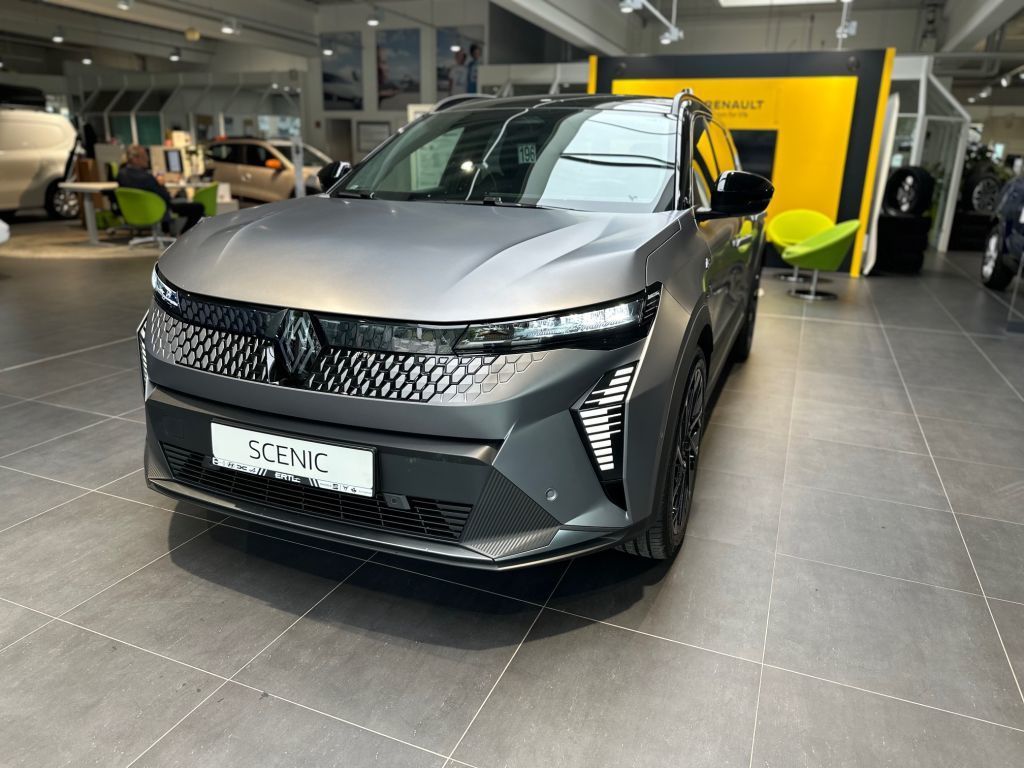 Scenic E-Tech 220 Long Range Esprit Alpine