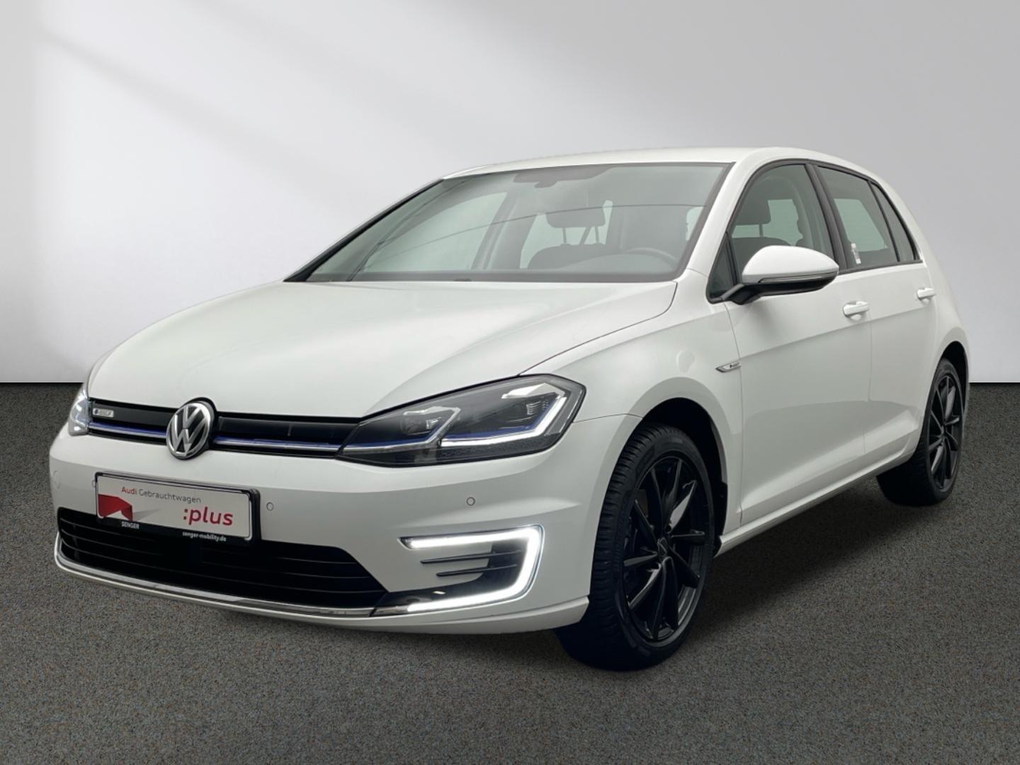 Golf e Comfortline NAVI LED ACC