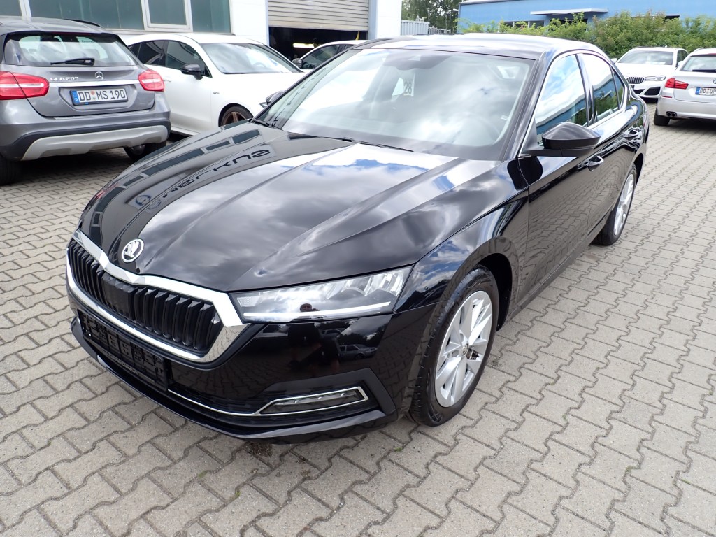 Octavia 1.0 eTSI DSG Style*Navi*ACC*DAB*Kessy*