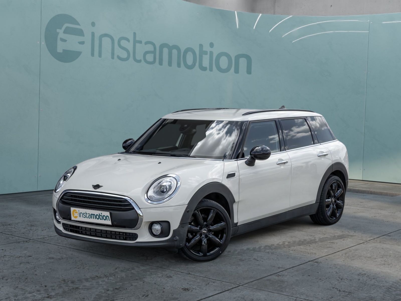 One Clubman. Navi Plus.Harman Kardon LED SHZ ParkAss LM