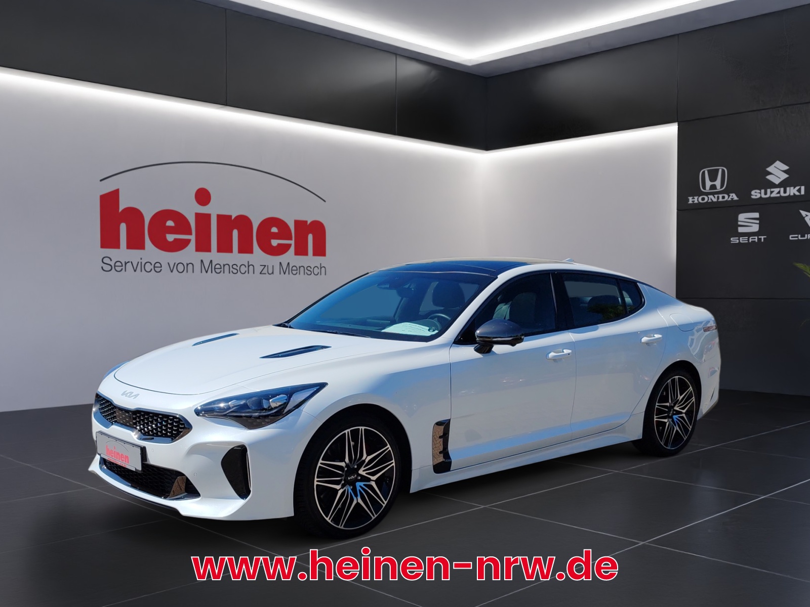 Stinger 3.3 V6 T-GDI GT A/T8 NAVI LED PANO 19Z
