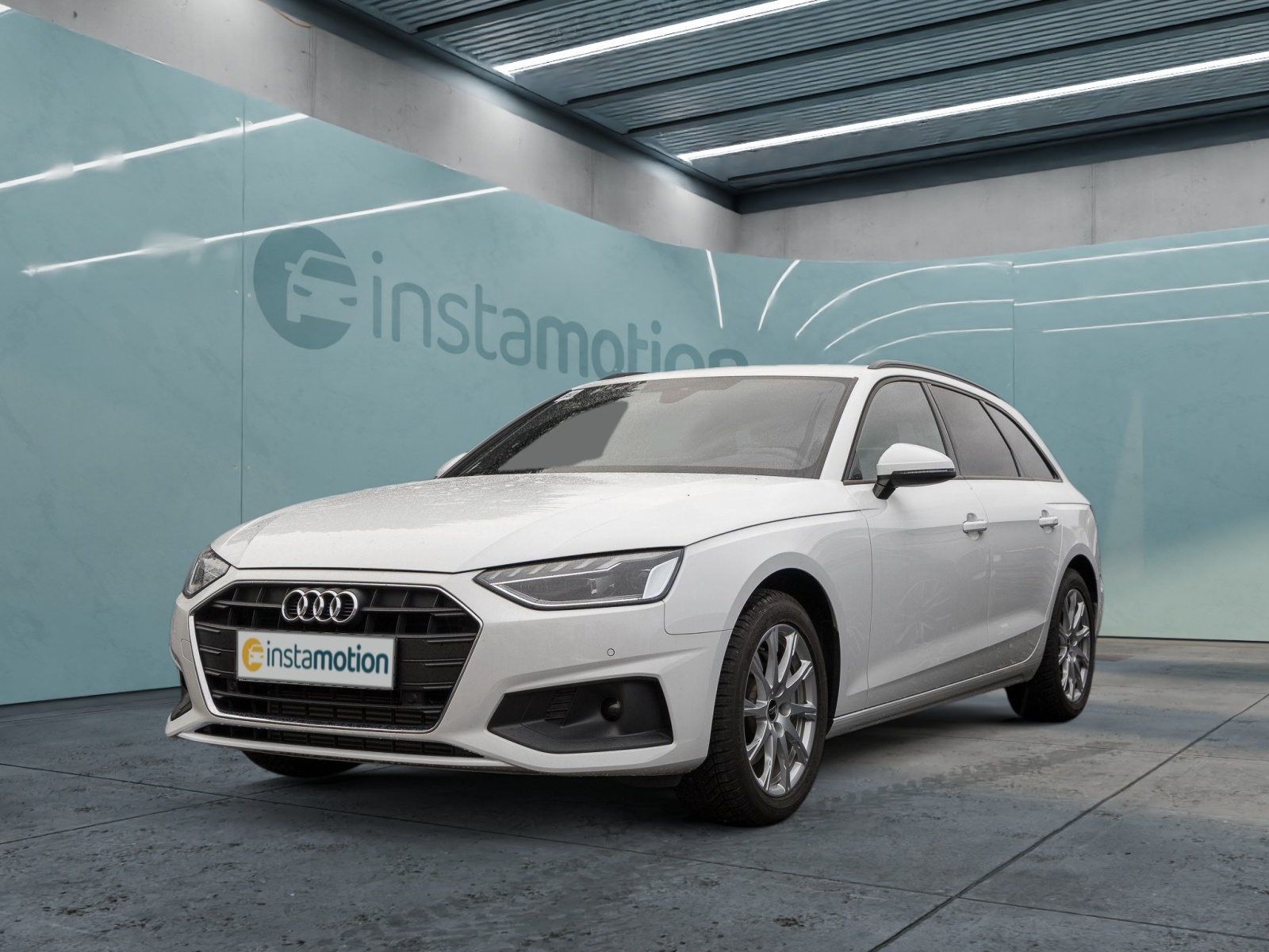 Audi A4 Avant 40 TFSI BUSINESS LM17