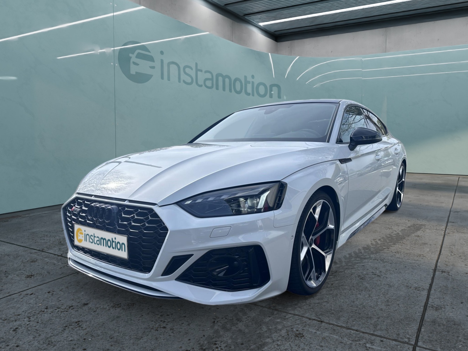 Audi RS5 Sportback Essential Massage