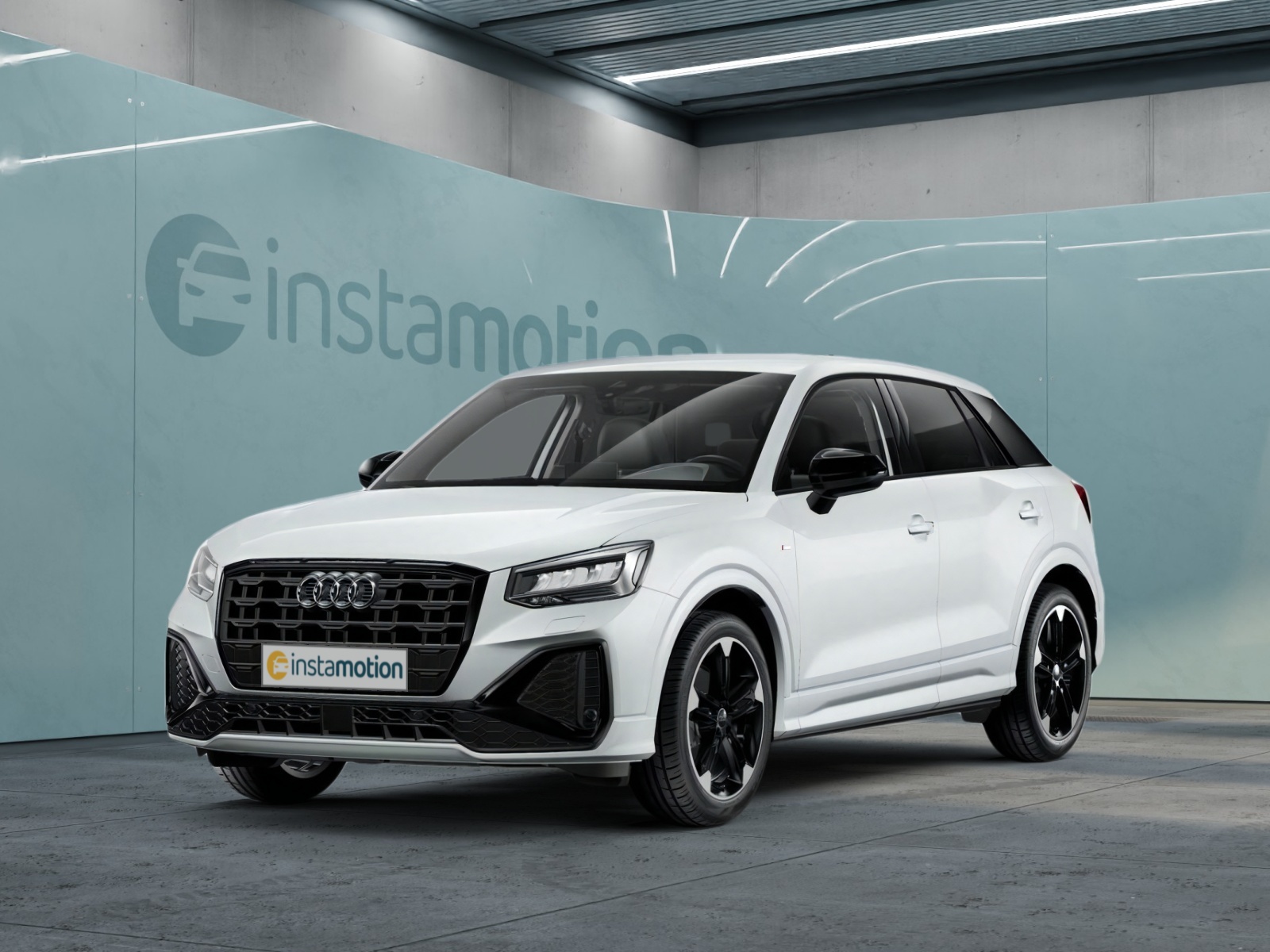 Audi Q2 35 TFSI S line | |