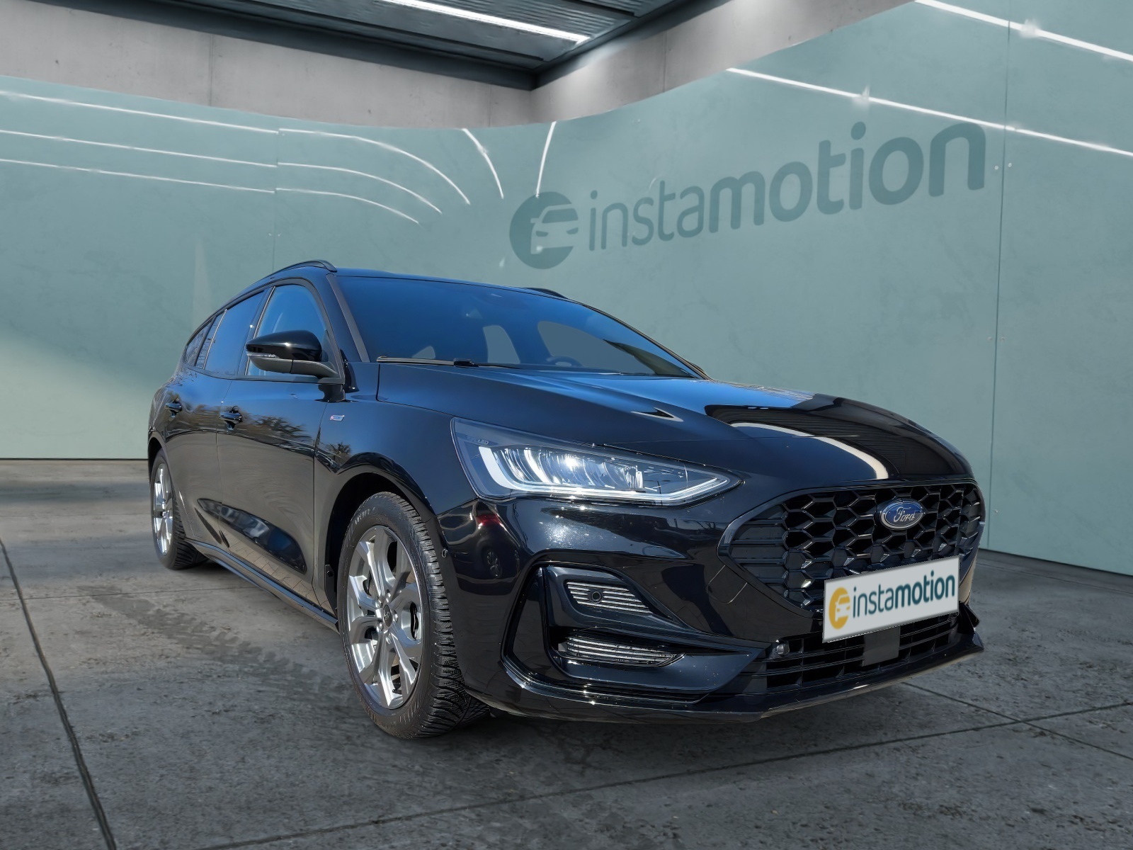 FOCUS STLX 4W 1.0L EB 125 PS M OP35 HUD SpurH