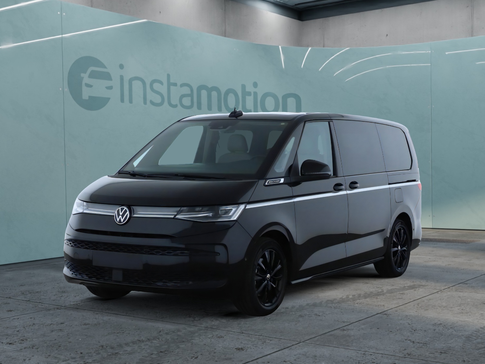 Volkswagen T7 Multivan 2.0 TSI Multivan LÜ STYLE | |