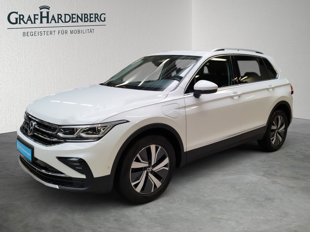 Tiguan 1.4 TSI DSG Elegance Matrix ACC AHK