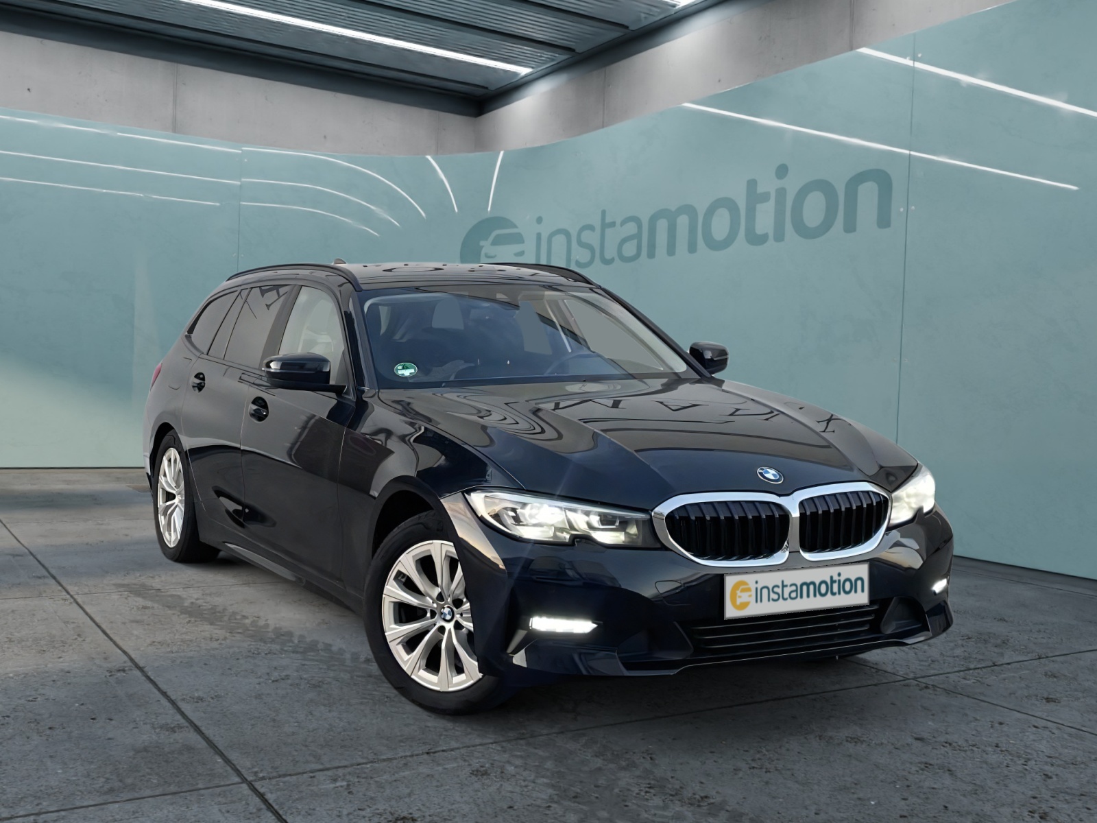 BMW 320 d T xDrive Advantage Liverof
