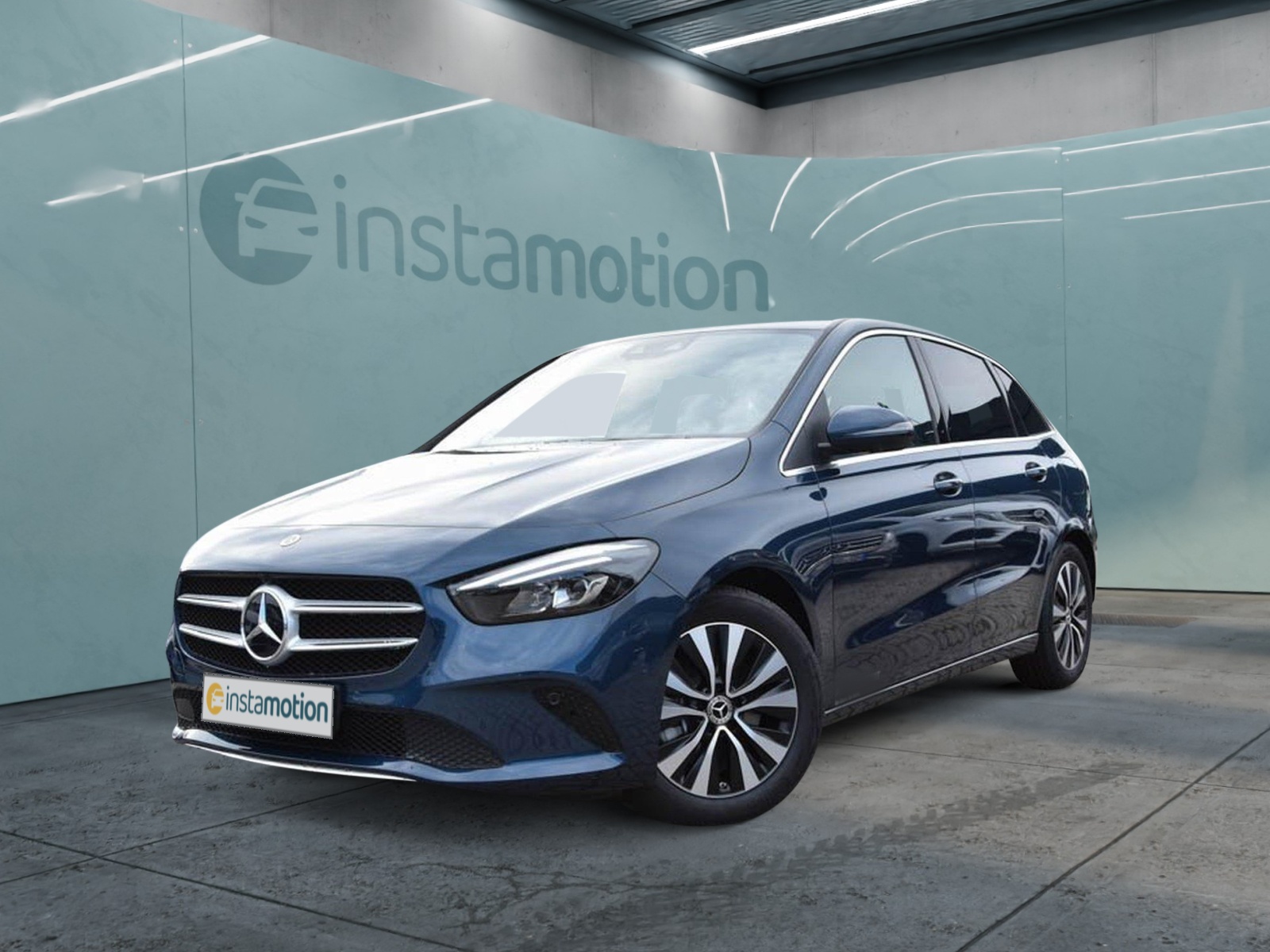 Mercedes-Benz B 220 d Augmented Reality °