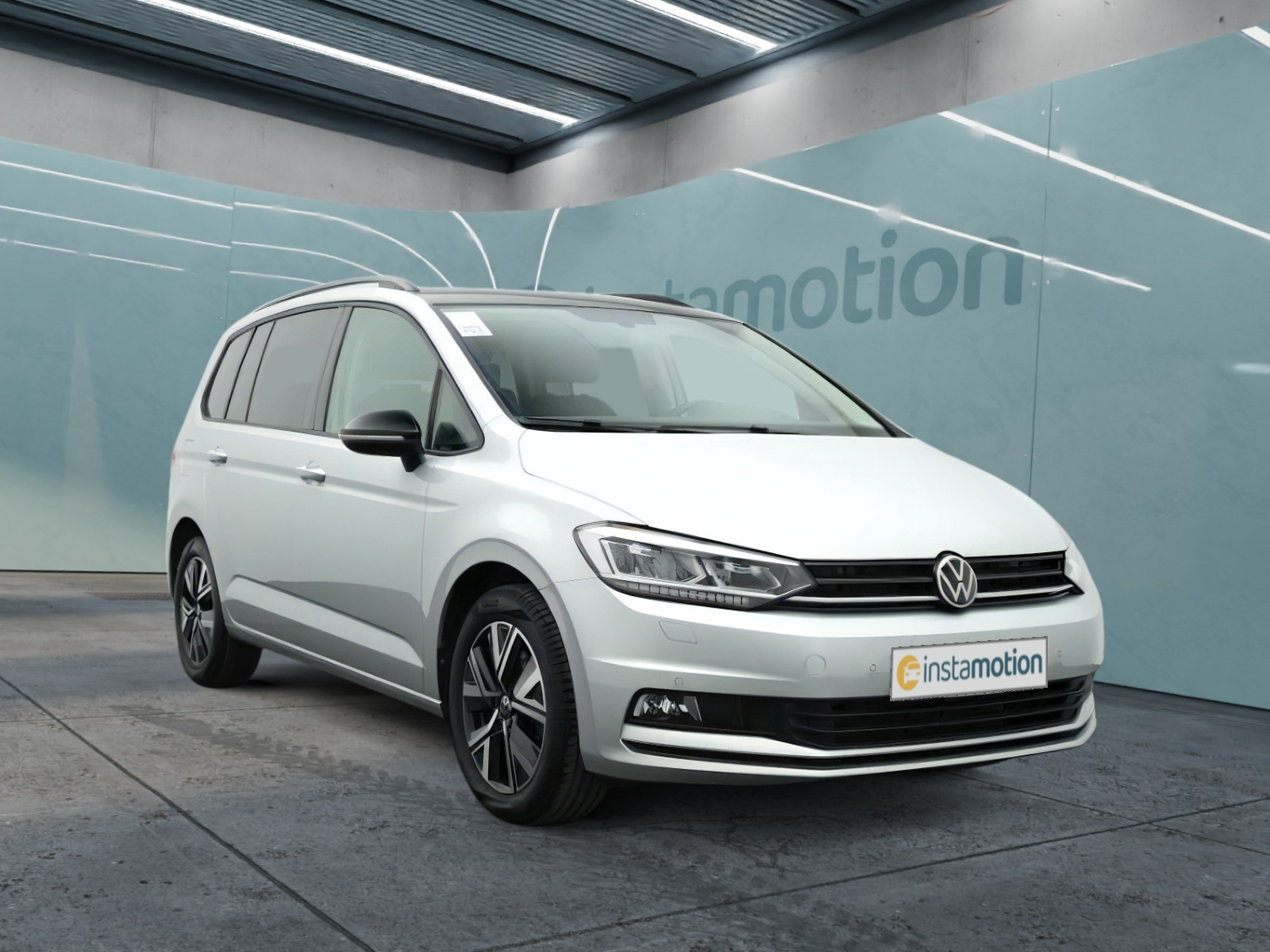Touran 2.0 TDI DSG Highline 5J-GAR AHK LED NAVI SHZ