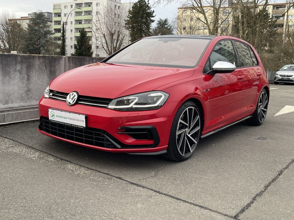 Volkswagen Golf R Performace