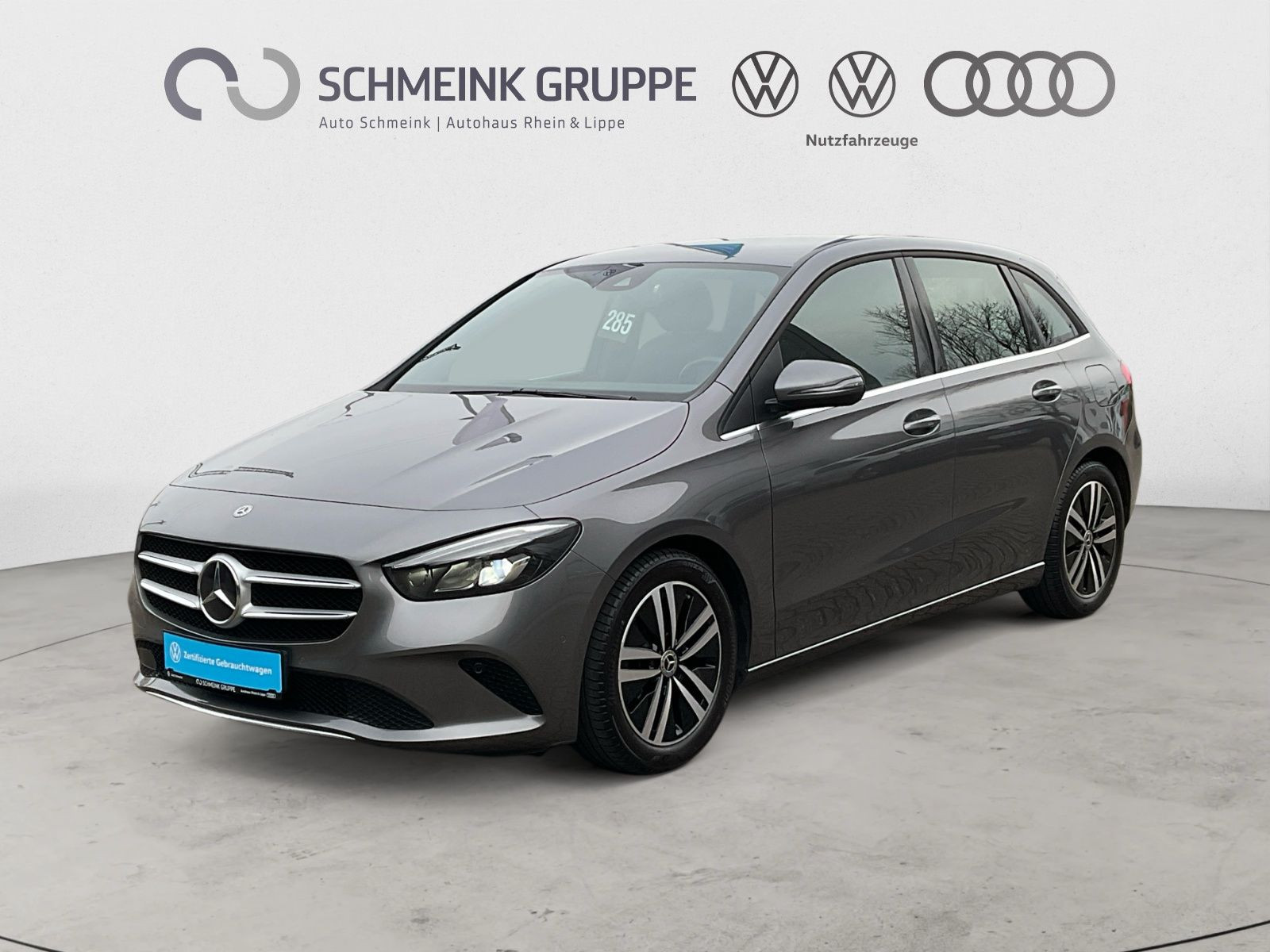 Mercedes-Benz B 180