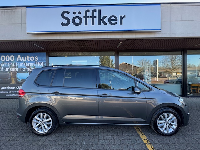 Touran Comfortline 1.4 TSI DSG Navi Rear View