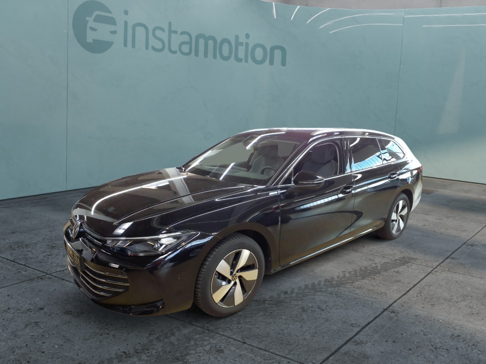 Passat Business 1.5 eTSI DSG IQ.DRIVE AHK DCC AP