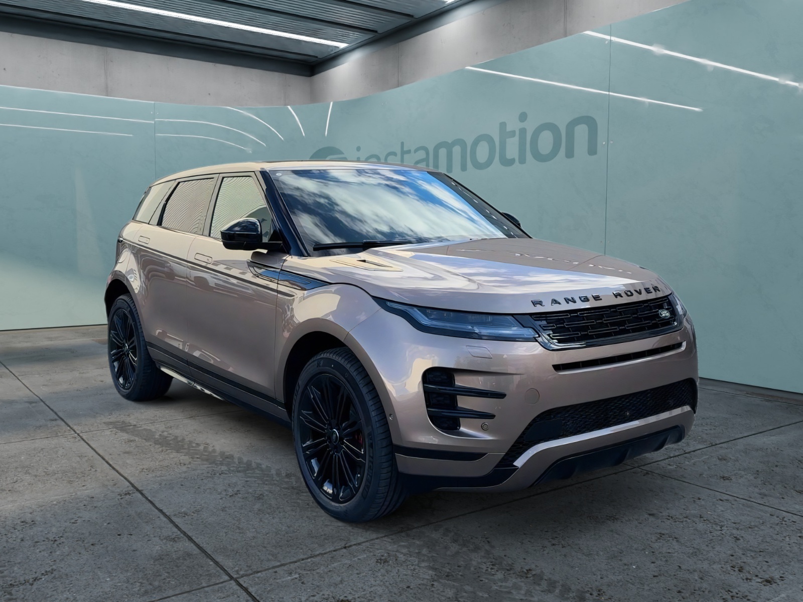 Land Rover Range Rover Evoque P270e Dynamic SE