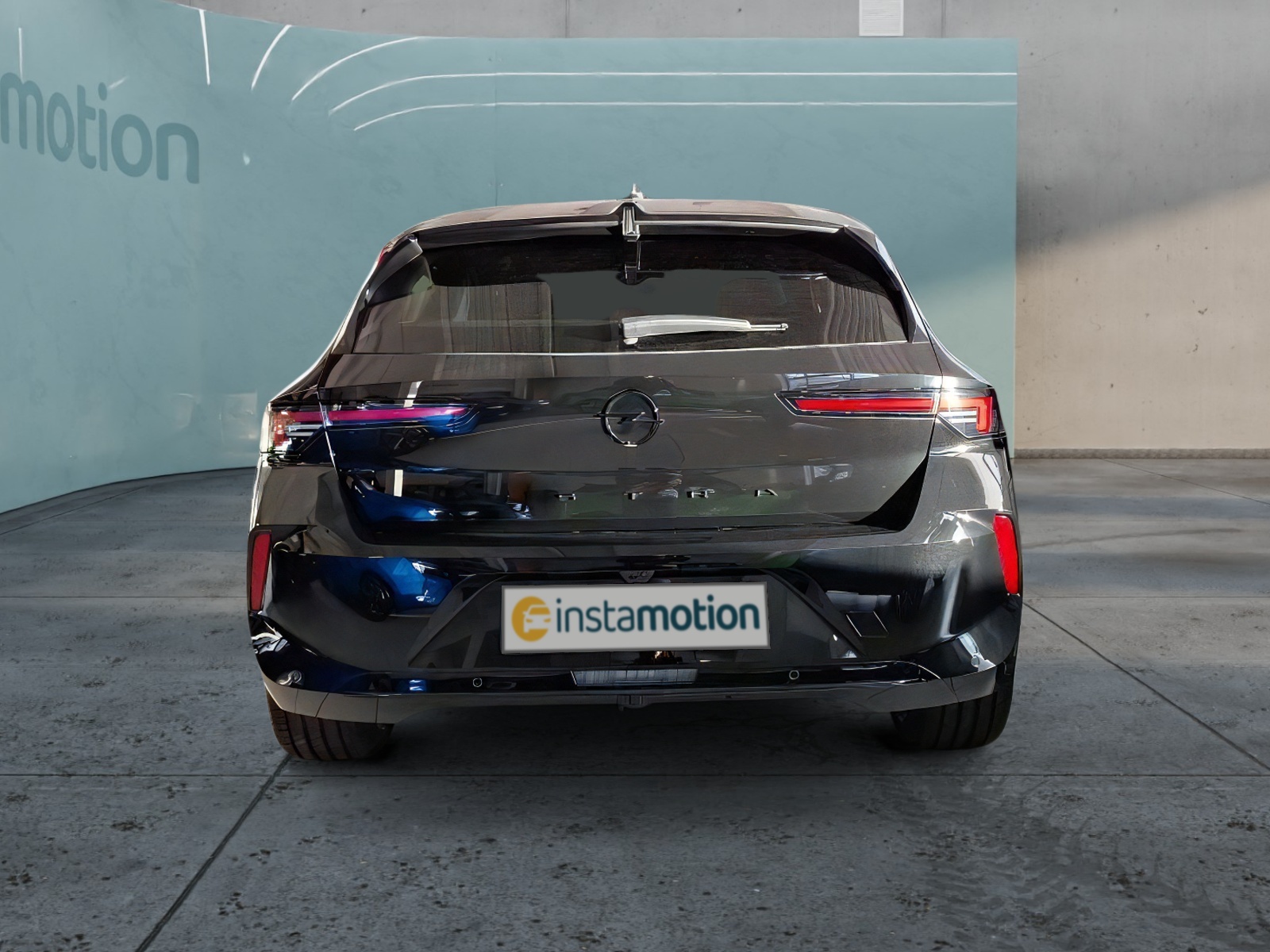 Astra Ultimate AHK-abnehmbar Soundsystem 360°Kamera HUD 2-Zonen-Klimaautom