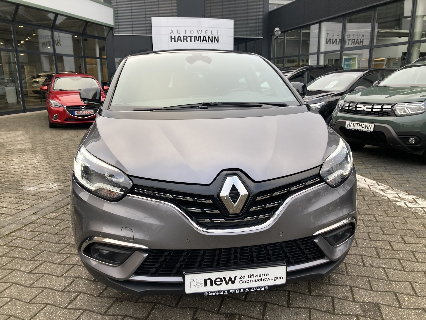 Renault Scenic BLACK Edition TCe 140