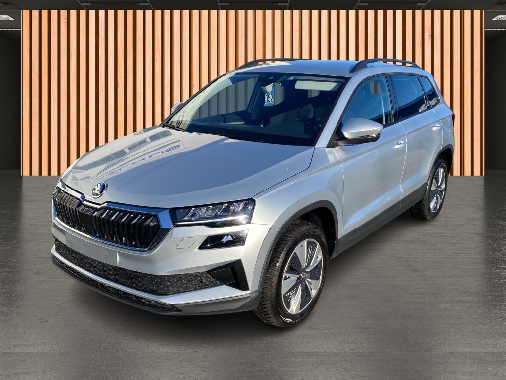 Karoq 2.0 TDI DSG Executive*Navi*ACC*Kamera*LED*