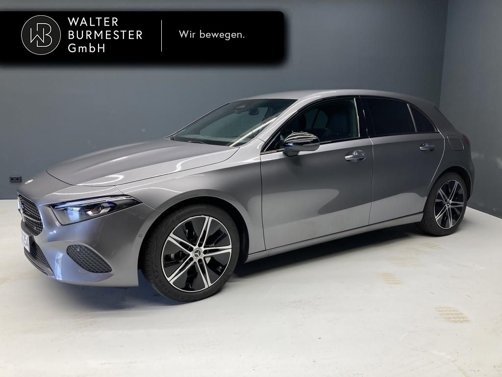 Mercedes-Benz A 200 Progressive Night MBUX