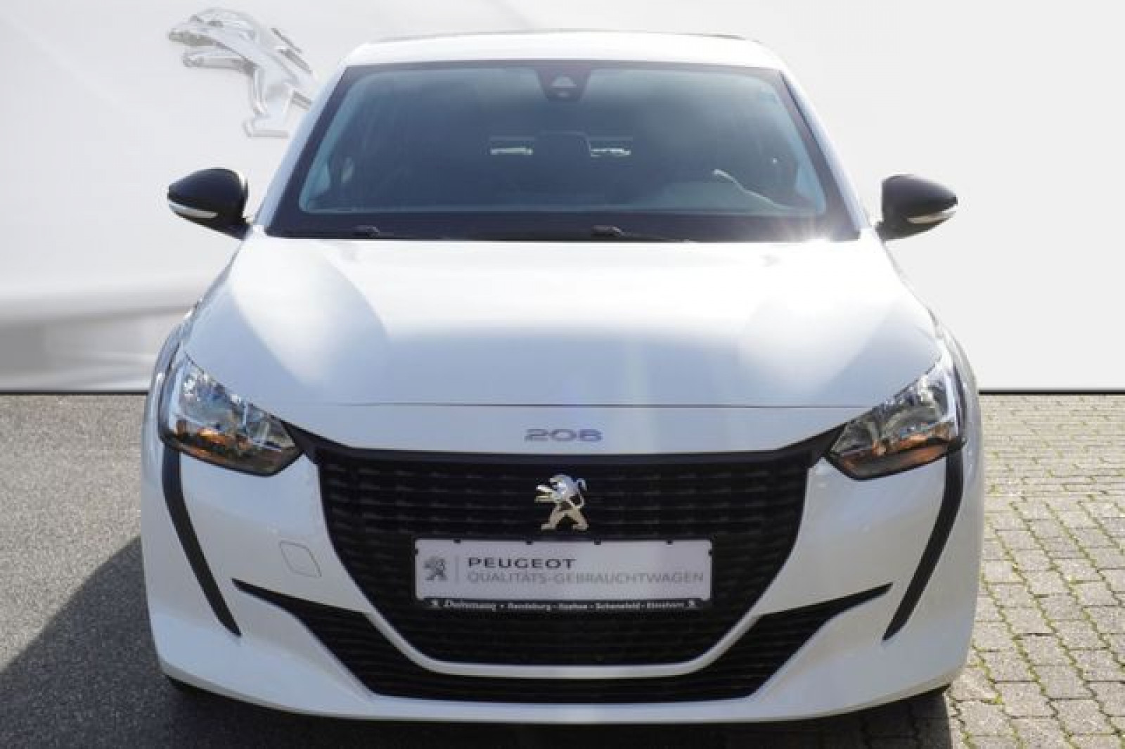 Peugeot 208 75 Like CONNECTBOX