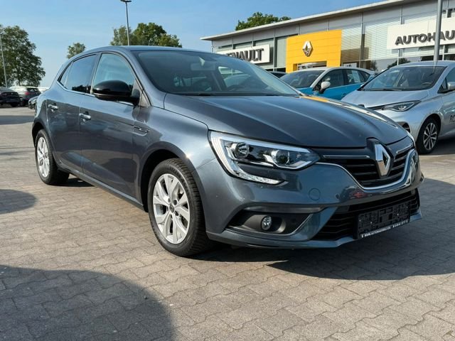 Renault Megane Lim Limited Deluxe TCe 140 |