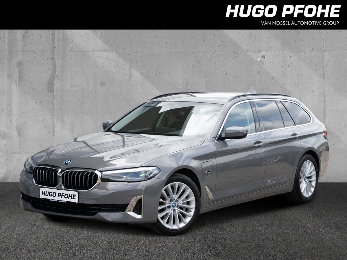 530e touring.Pano.AHK.Navi groß SHZ Pano LED ACC AHK