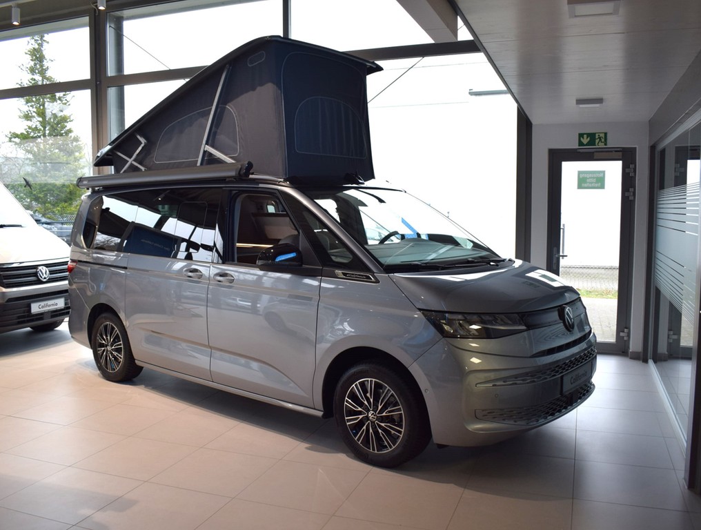 Volkswagen T7 Multivan California Coast TDI StaHz