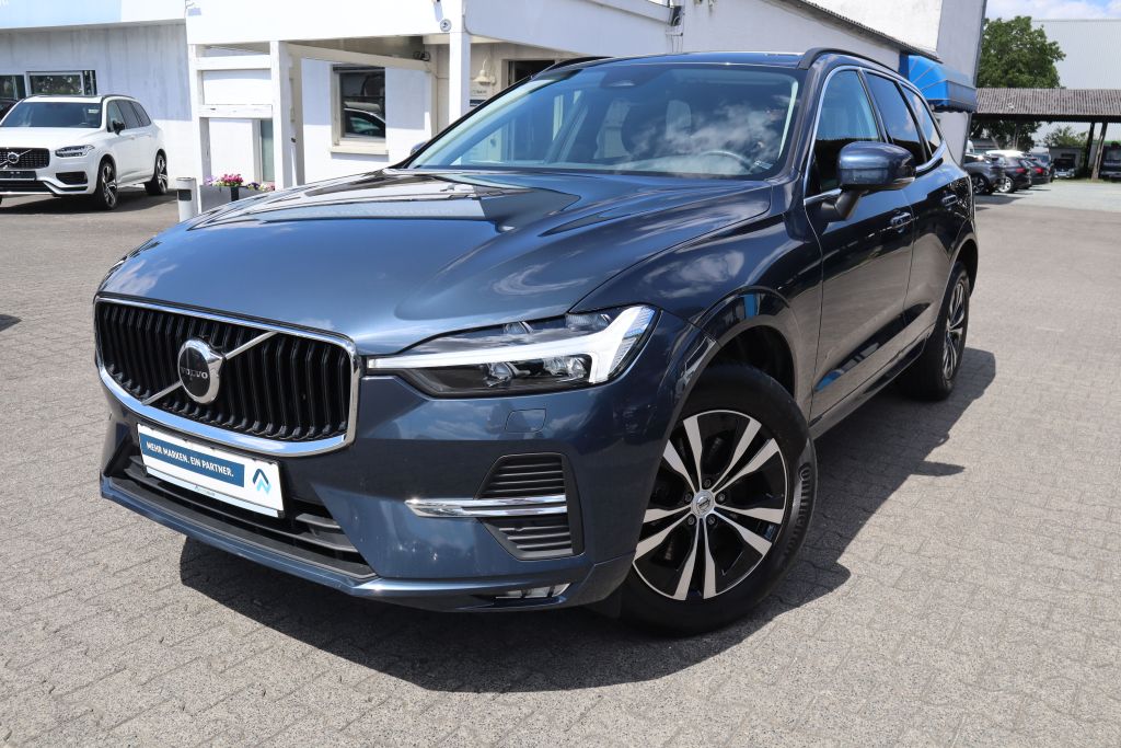 XC60 B4 D AWD Geartronic Momentum Pro|AHK|NAVI|