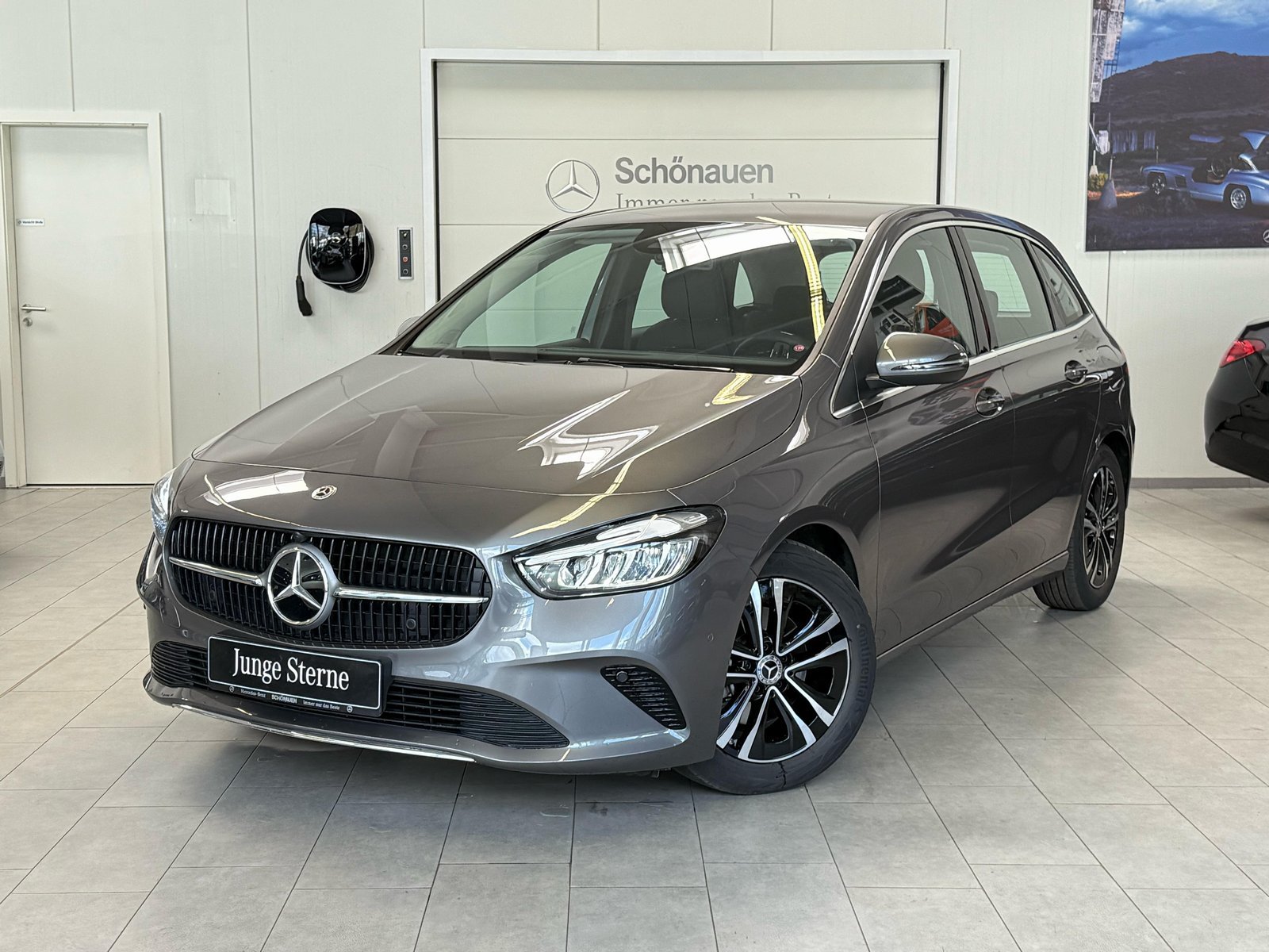 B 200 d PROGRESSIVE DISTRONIC+AHK+CARPLAY