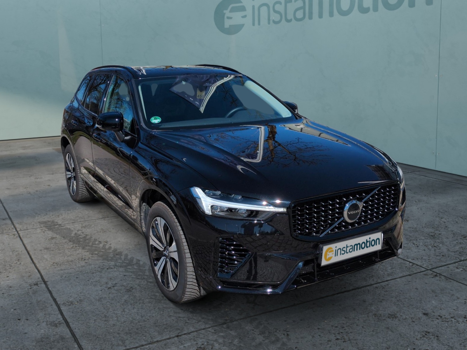 XC 60 Plus Dark Recharge Plug-In Hybrid AWD