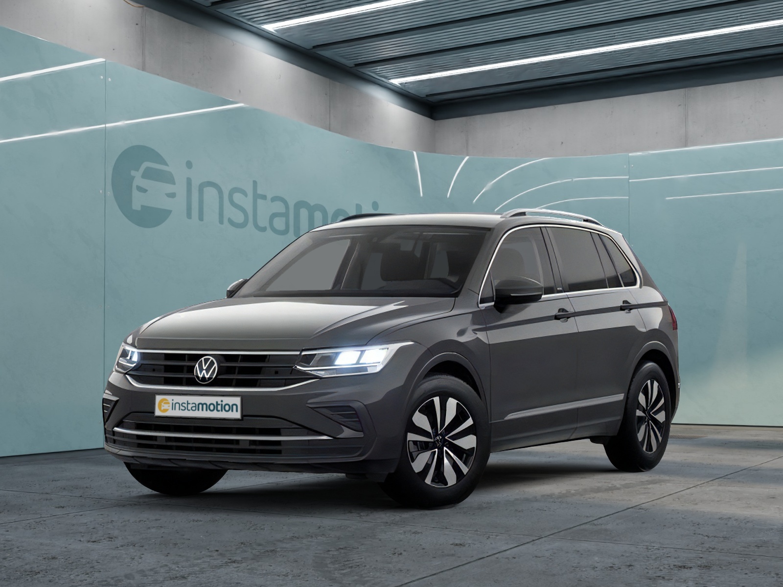 Tiguan 2.0 TDI DSG MOVE | NAVI | AHK | STANDH. |