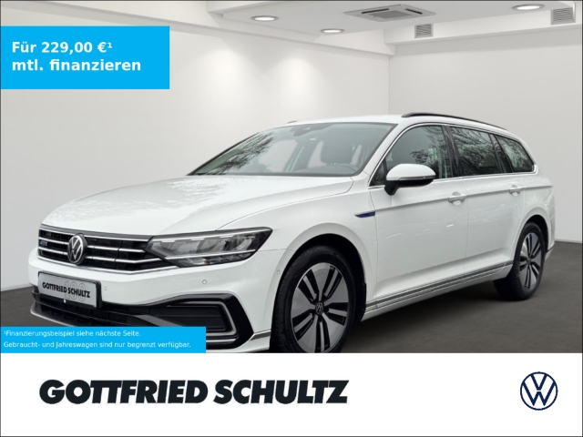 Passat Variant GTE DSG LED NAVI AHK ACC KAMERA