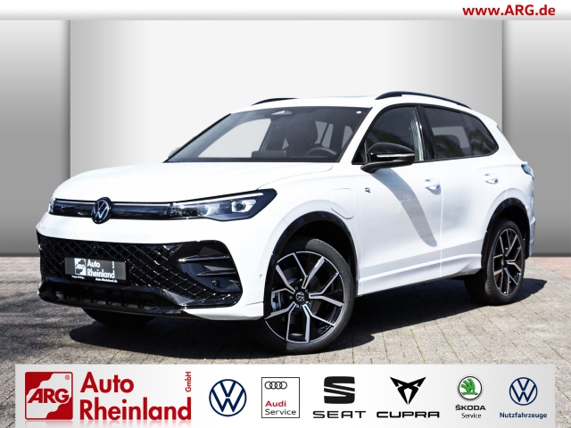 Tiguan R-Line 1,5 l eHybrid DSG LEDER/PRO MAX/AHK/PANO/IQ.DRIVE