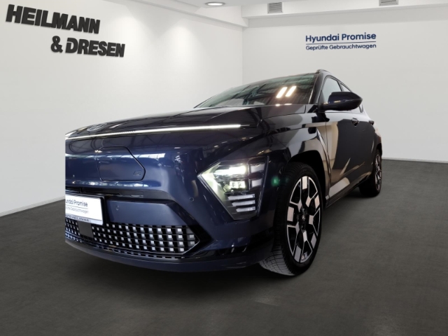 KONA Elektro 65,4kWh (218 PS) Prime/Glasschiebedach/HuD/Navi/Wärmepumpe/19-Zoll-Alu/360-Grad-Kamera