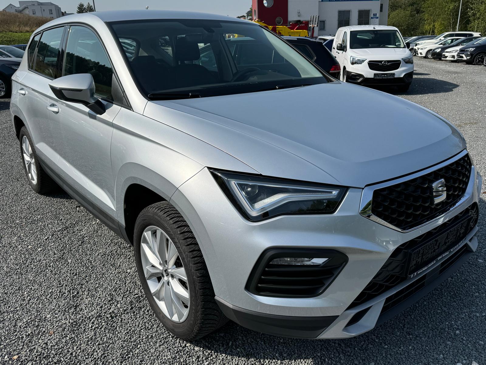 Ateca 1.5 TSI *STYLE*PDC*SHZ*NAVI*LED*FRONT-ASSIST *NEBELSCHEINWERFER*DAB*SPRACHSTEUERUNG*