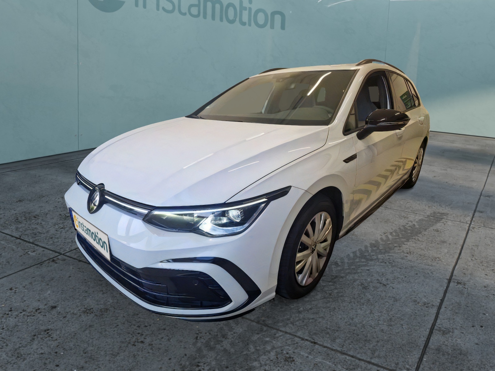Volkswagen Golf eTSI R-Line Black