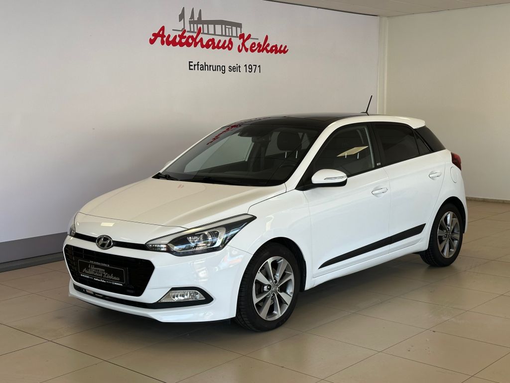 i20 blue 1.0 T-GDI Passion+R.Kamera+Navi+Panorama+