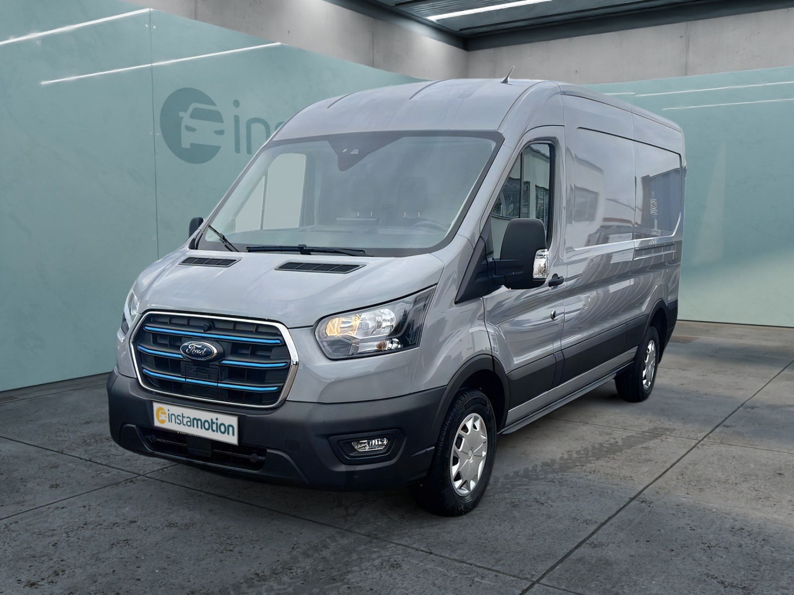 e-Transit Kasten LKW Trend 350 L3H2 HA 135 kW, 4-türig (Elektrischer Strom)