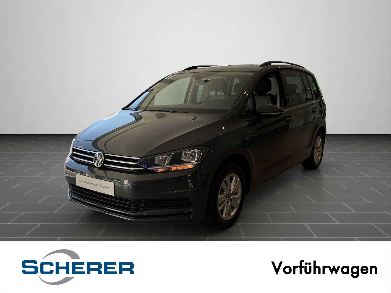 Touran Comfortline 1.5 TSI DSG KAM NAVI EINP AHK