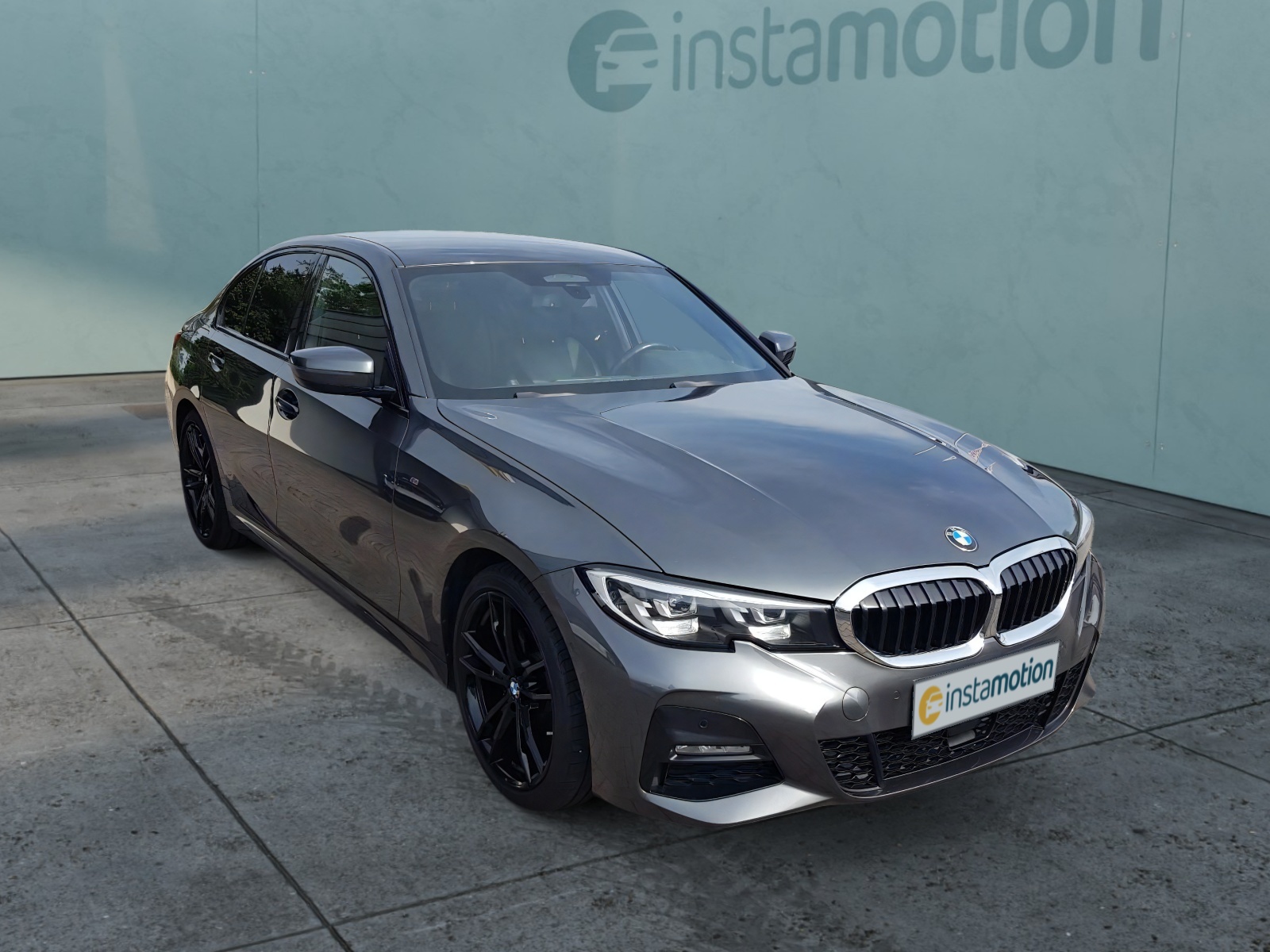 BMW 320 i xDRIVE M SPORT BUSINESS PROF FREUDE