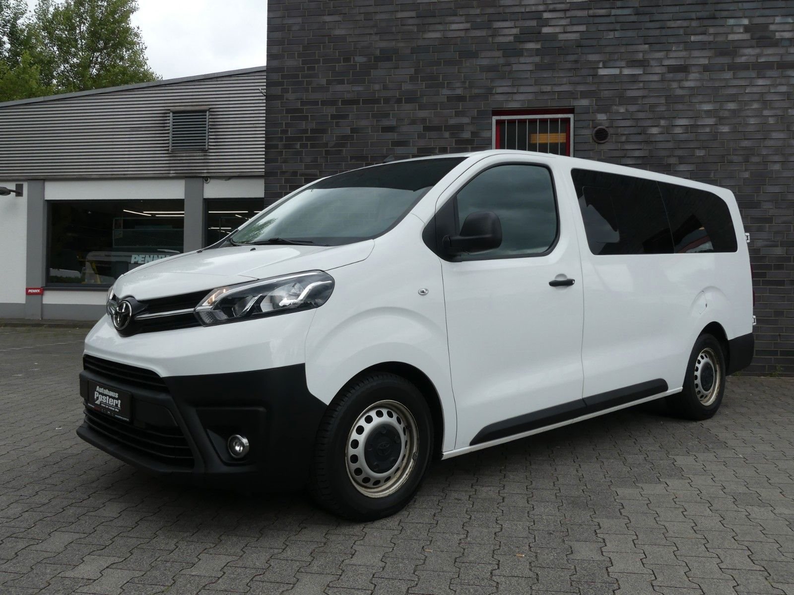 Proace (Verso) 2,0-l-D-4D 106kW L2 Combi