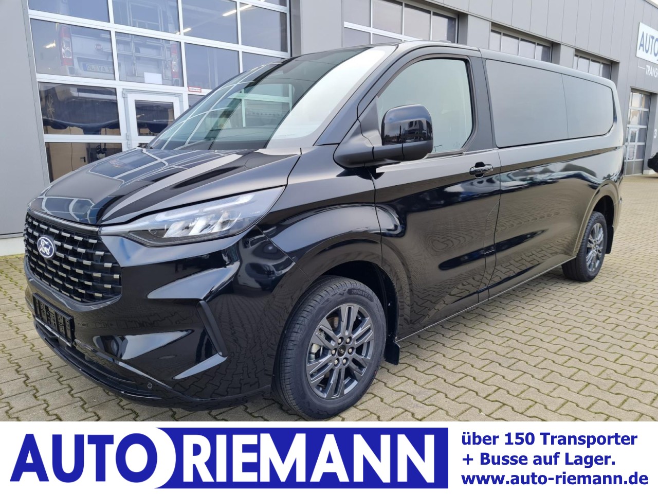 Tourneo Custom 320 L2 Titanium 9 Sitze STANDHZ