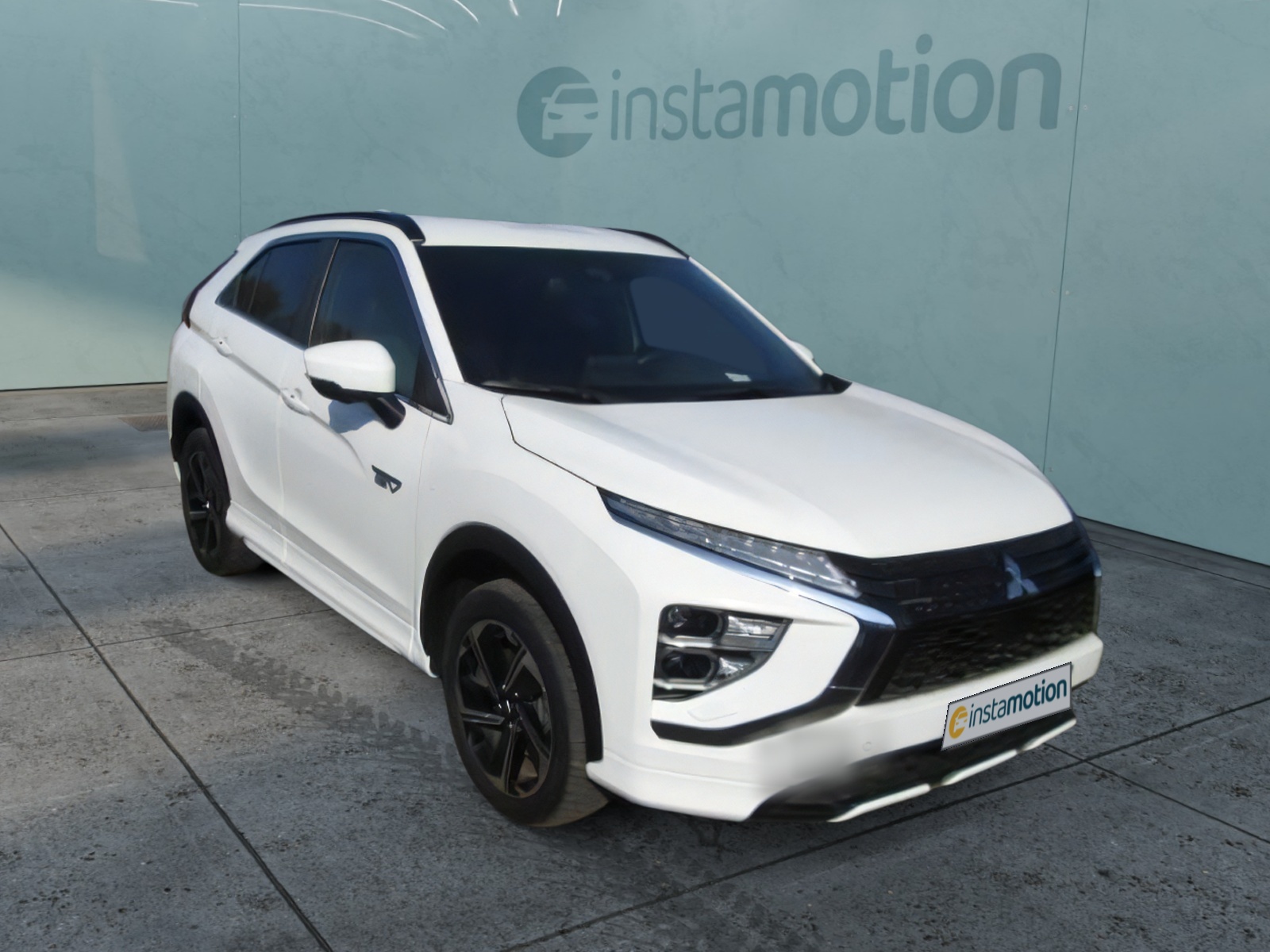 Mitsubishi Eclipse 2.4 Cross Plus Select Black Hybrid